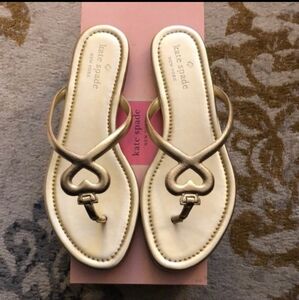 Kate Spade Pamela Gold Heart Thong Sandals